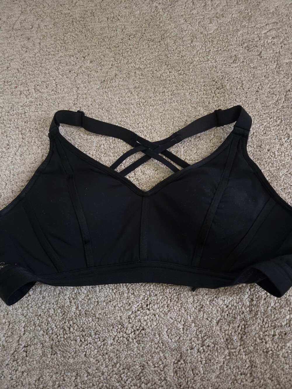 32D Victorias Secret Sports Bra Black